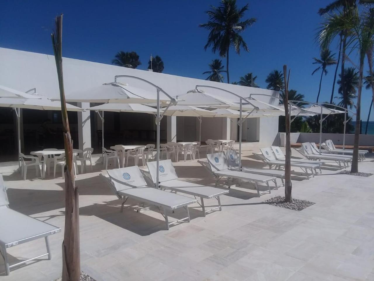 Oasi Encantada - Beach Resort Barahona Bagian luar foto